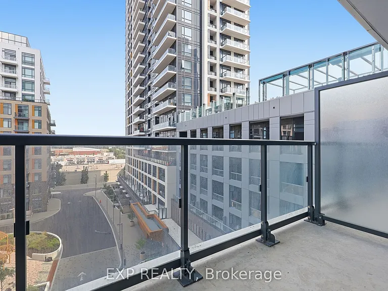 7950 Bathurst St #625 — Photo 11