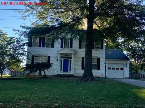 3135 Raintree Rd, York, PA 17404