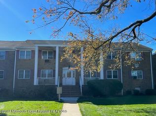 84 Manchester Ct APT H, Freehold, NJ 07728