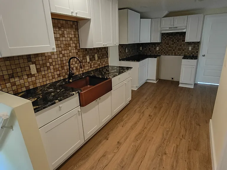 1107 Griswold St #3 — Photo 3