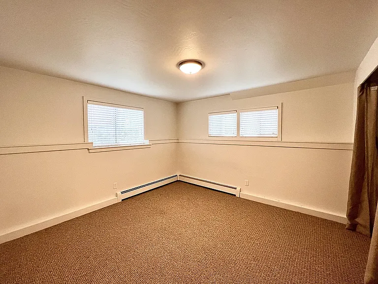 618 S 11th Ave #B — Photo 12