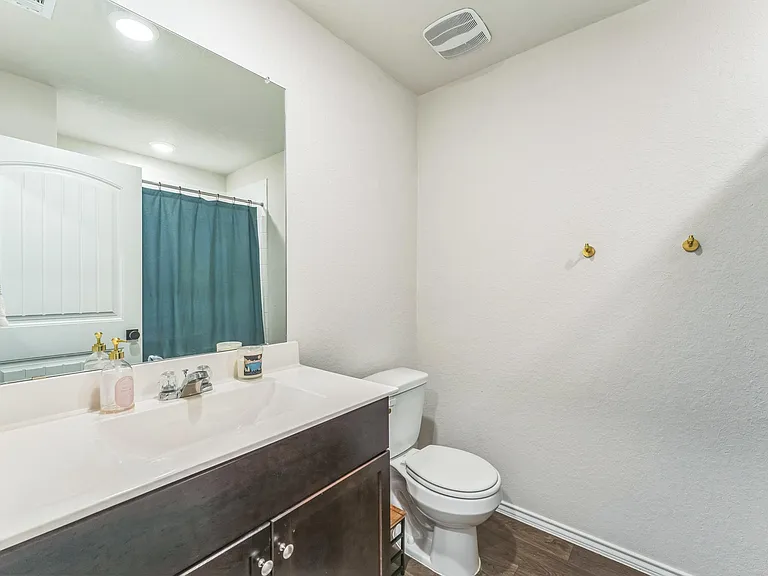 821 Bahia Pl — Photo 23