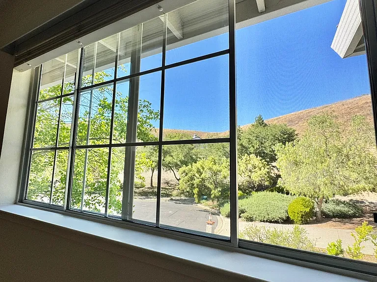 Third room on the second floor mountain view