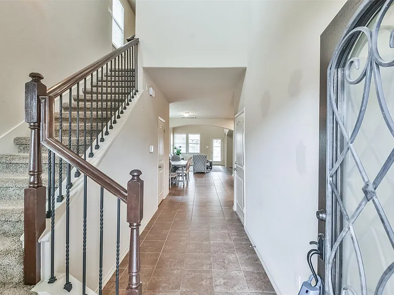 18226 Chianti Ridge Dr — Photo 4