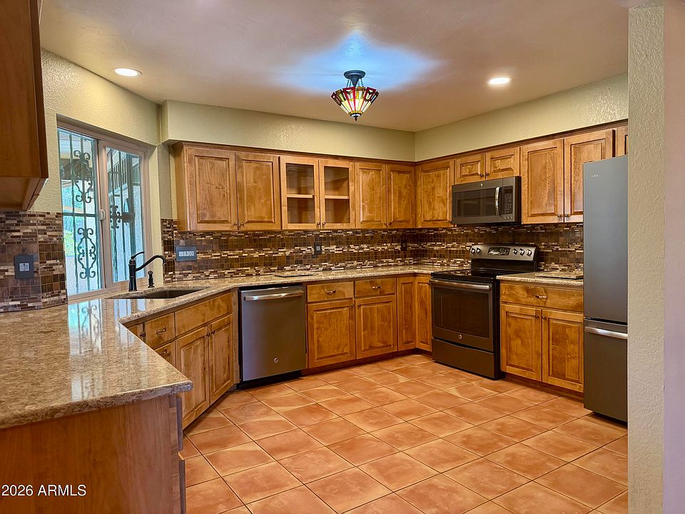 1st image of 2566 INVERRARY Drive
