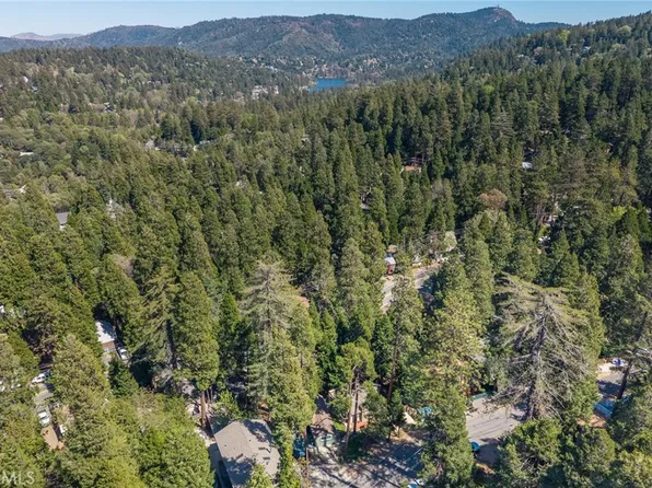773 Woodland Rd, Crestline, CA 92325