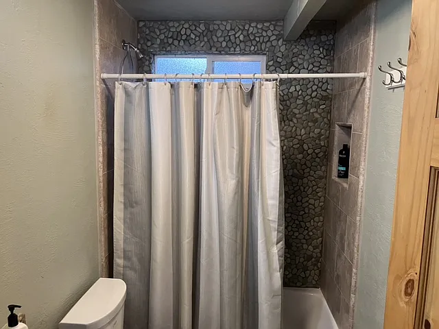 1122 Juniper Ave — Photo 4