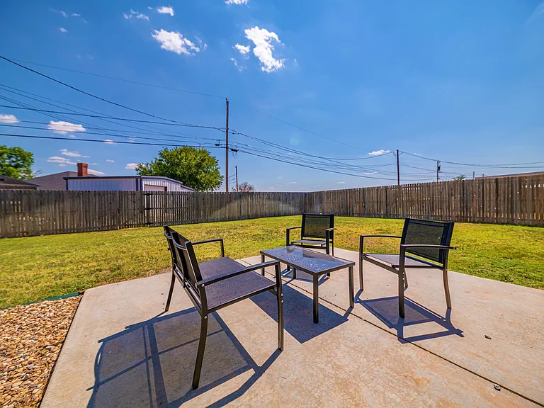 5205 Blue Haven Dr — Photo 16