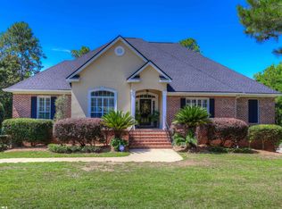 30467 Middle Creek Cir, Daphne, AL 36527