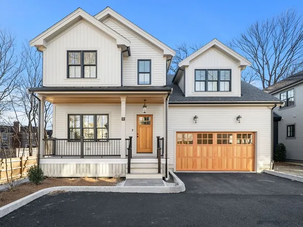 9 Flatley Ave, Manchester, MA 01944