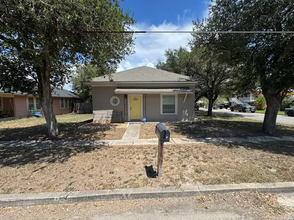 423 S 6TH ST, Kenedy, TX 78119