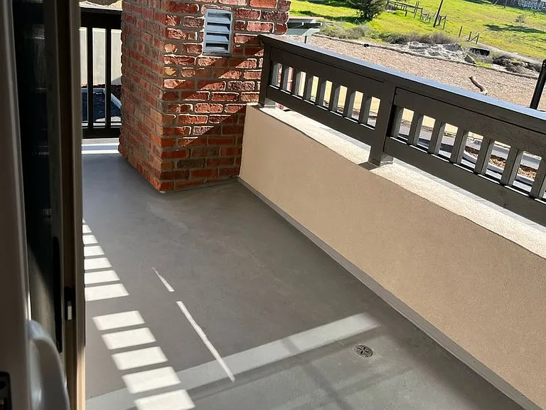 Emerald Ridge Apartments — Photo 37