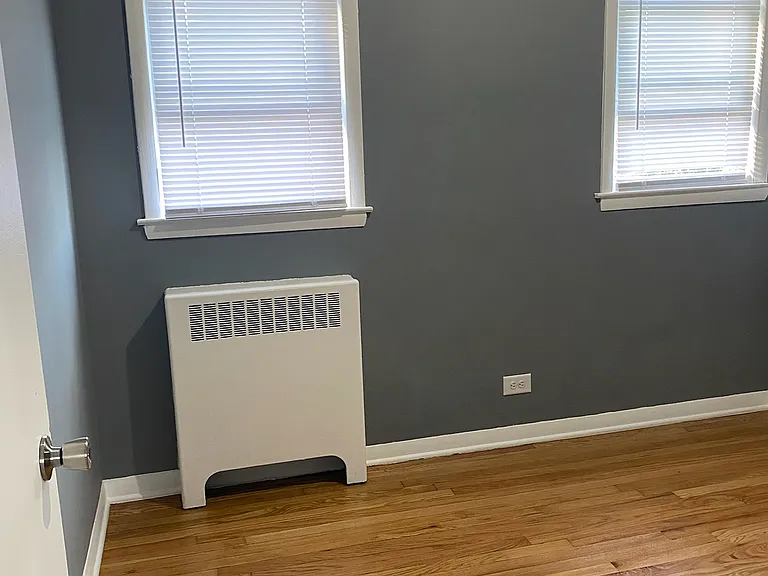8735 S Commercial Ave #2 — Photo 6
