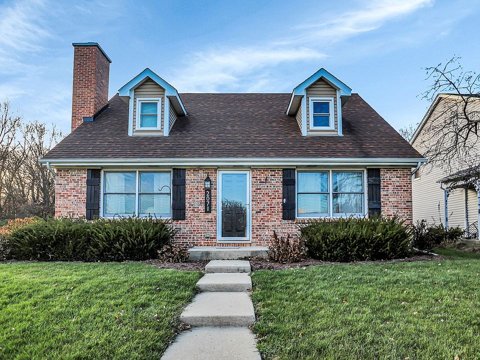 2071 Monday Dr, Elgin, IL 60123 | Zillow