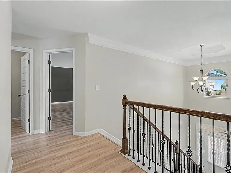 8757 Danley Dr — Photo 15