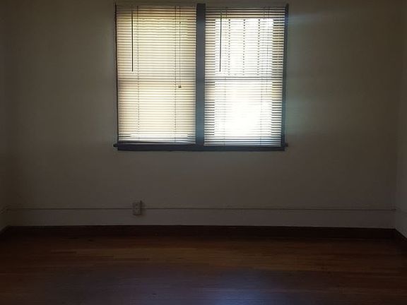 2nd image of 1107 Tijeras Ave NW APT 2