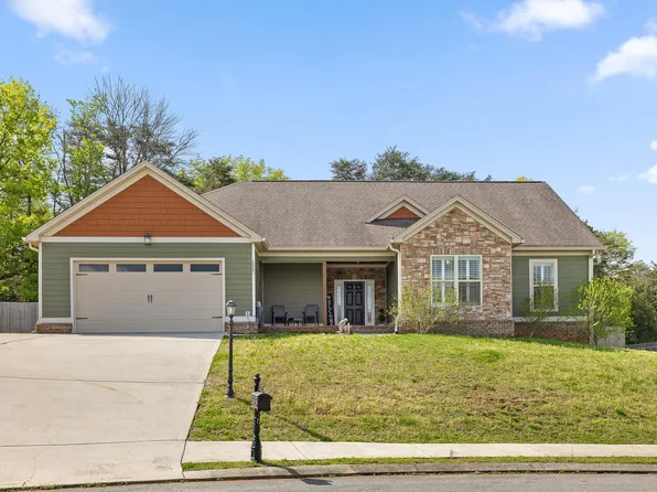 7608 Maplehurst Dr, Ooltewah, TN 37363