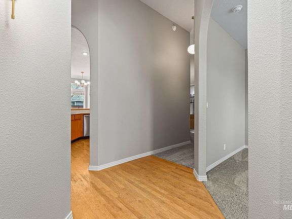 4th image of 2776 N Fieldstone Way