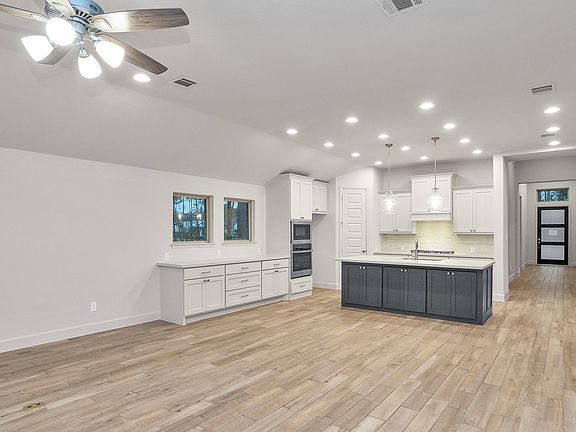 2nd image of 29850 Amber Brook Dr