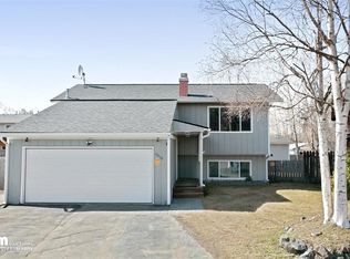 6650 Tiffany Ter, Anchorage, AK 99507