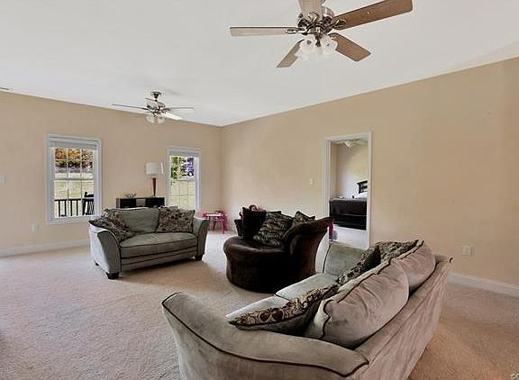 4th image of 2815 Corso Dr
