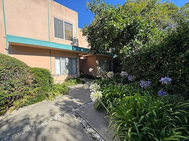 11818 Gateway Blvd #3 — Photo 38