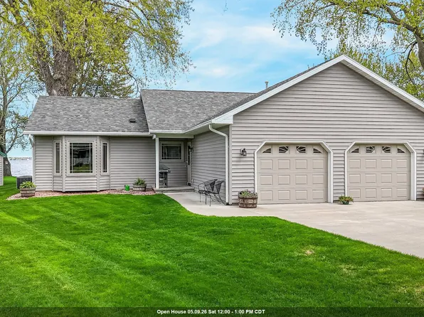 9302 Blanco Rd, Winneconne, WI 54986