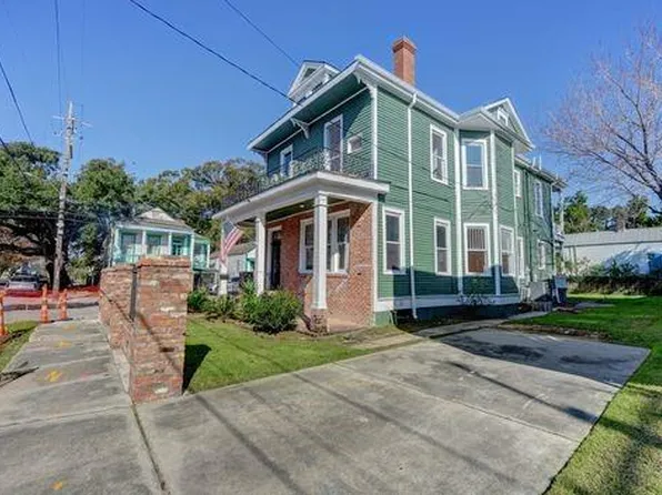 8241 Hickory St, New Orleans, LA 70118