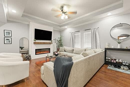 5th image of 201 Pinecrest Ct