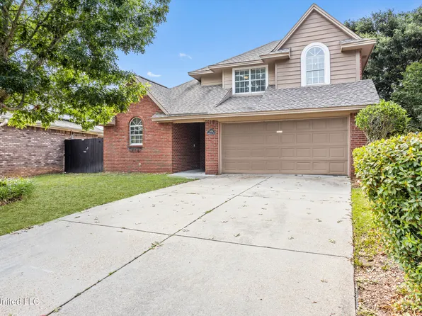2686 Broadwater Dr, Gulfport, MS 39507