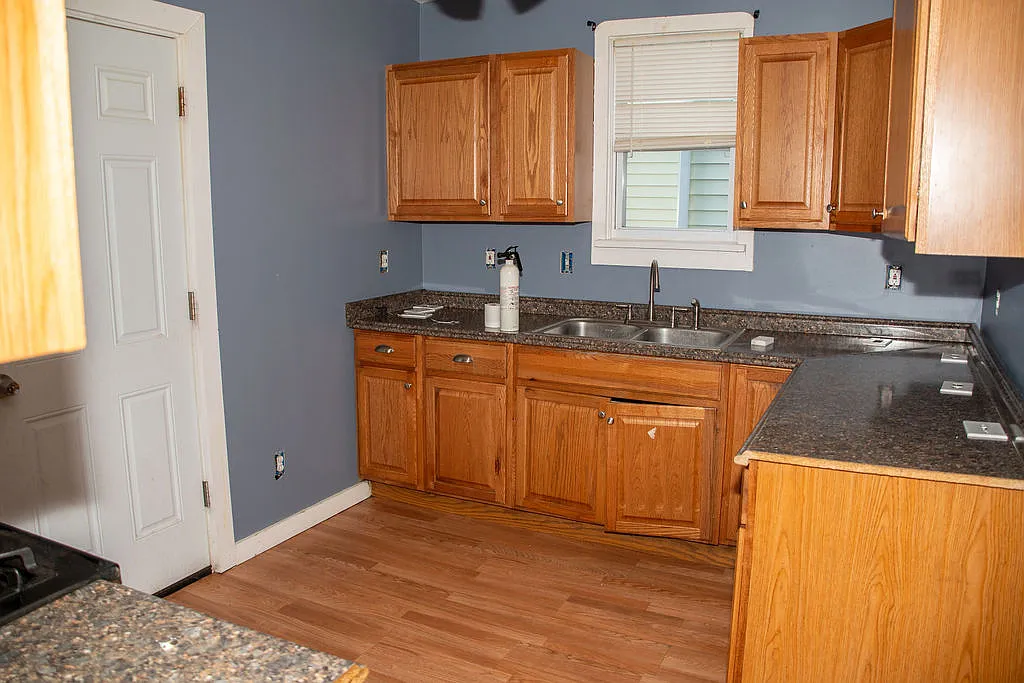 4 bed, 1584 sqft, $1,300 — Photo 4