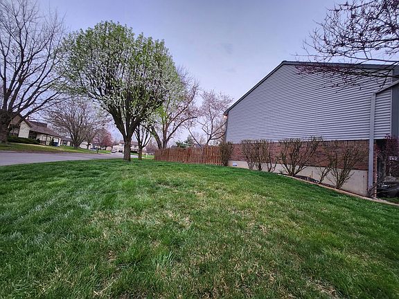 3rd image of 5656 Liberty Creek Dr E