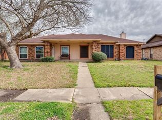 2212 Limestone Ln, Garland, TX 75040