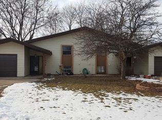 1102 E Northwood Dr, Appleton, WI 54911