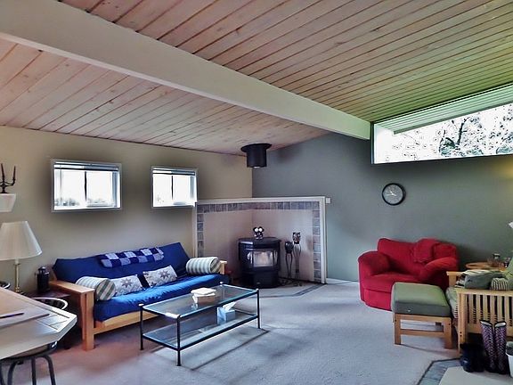 2nd image of 7815 56th Avenue Ct NW
