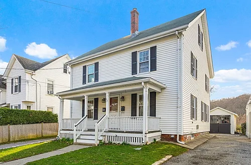 62 Thomas St #A Photo 1 62 Thomas St #A Photo 1