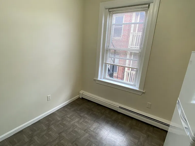 6 Wait St #3 — Photo 3