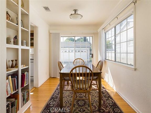 5th image of 1611 W Ofarrell St