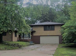 1520 N Pierson Ave, West Peoria, IL 61604