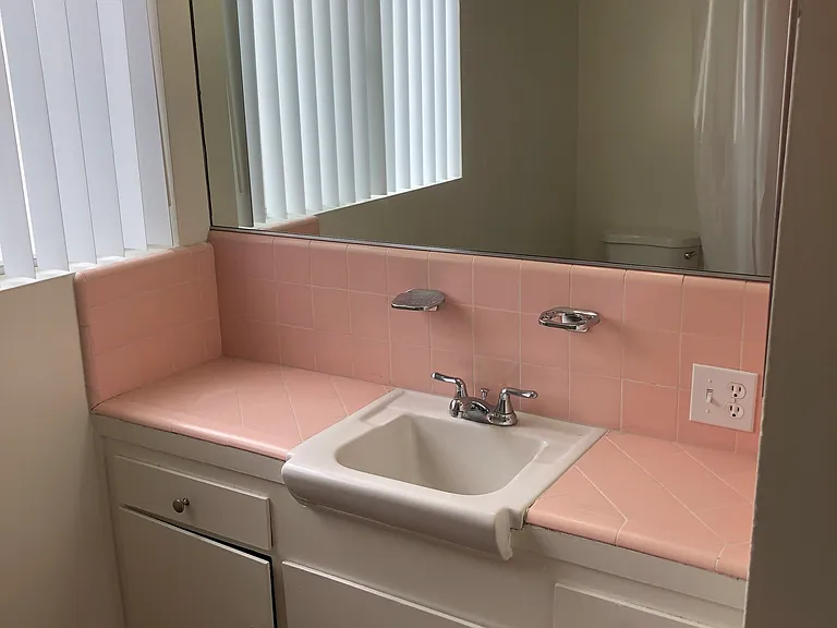 1224 Viola Ave #B — Photo 8