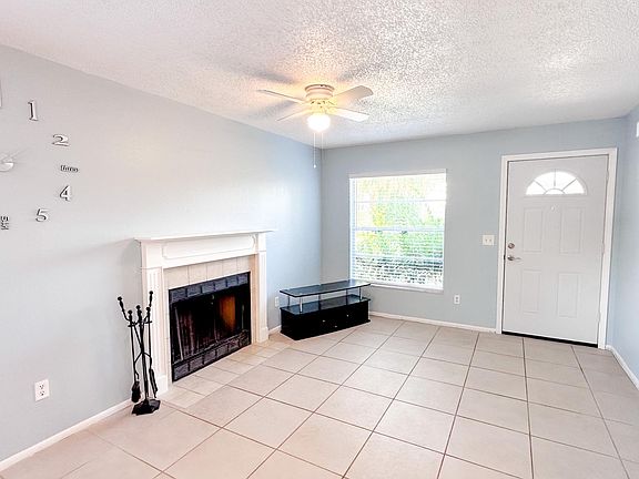 4th image of 1003 Northlake Dr