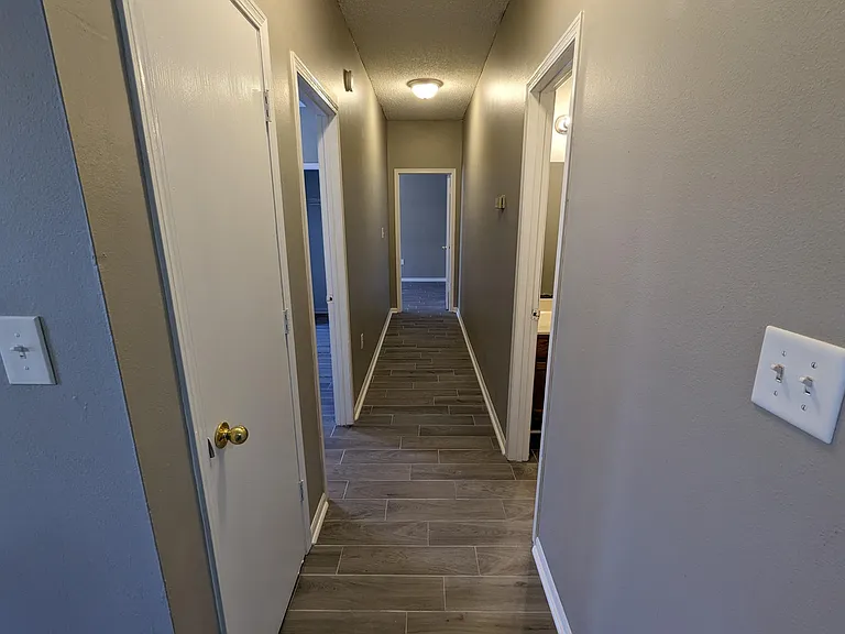 1839 Tyler St #14 — Photo 7