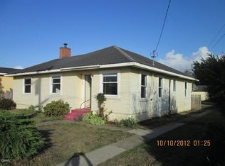 860 Woodward St, Fort Bragg, CA 95437