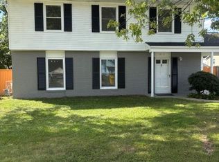 1015 Christmas Ln, Gambrills, MD 21054