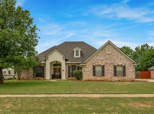 1816 Bayou Bend Dr, Bossier City, LA 71111