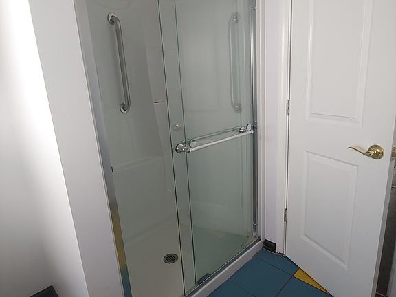 5th image of 5229 E 119th St