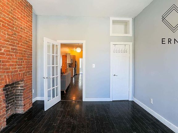 4th image of 388 Harman St APT 2L