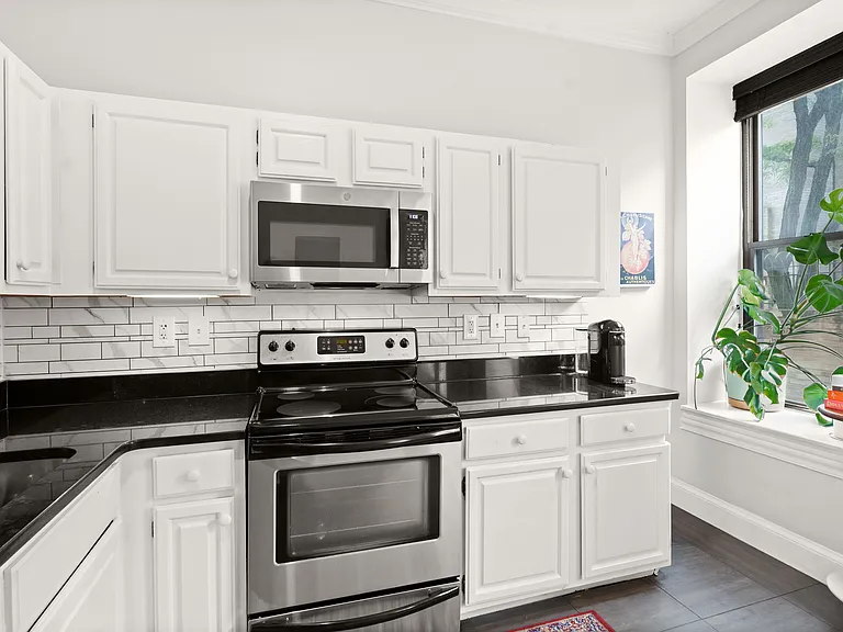 1325 13th St NW #104 — Photo 24