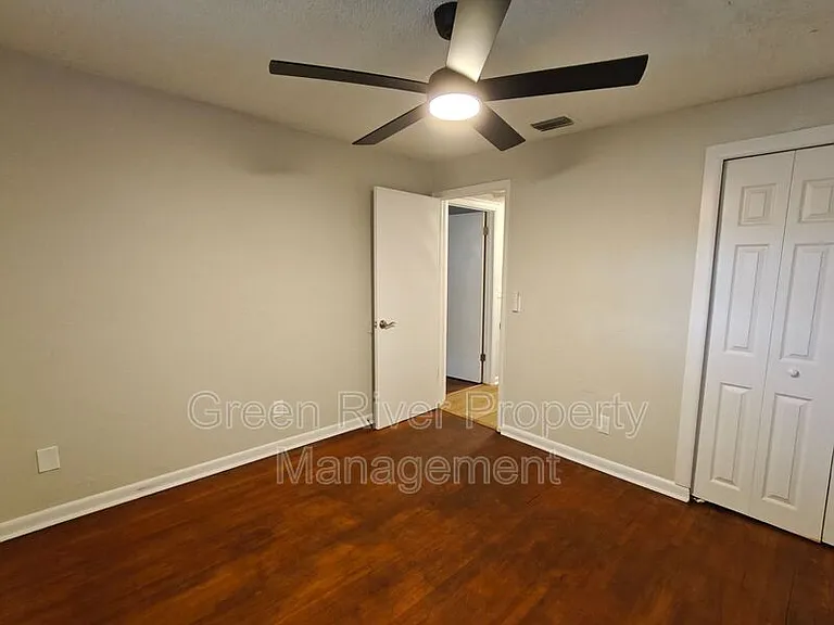 2138 W 17th St — Photo 29