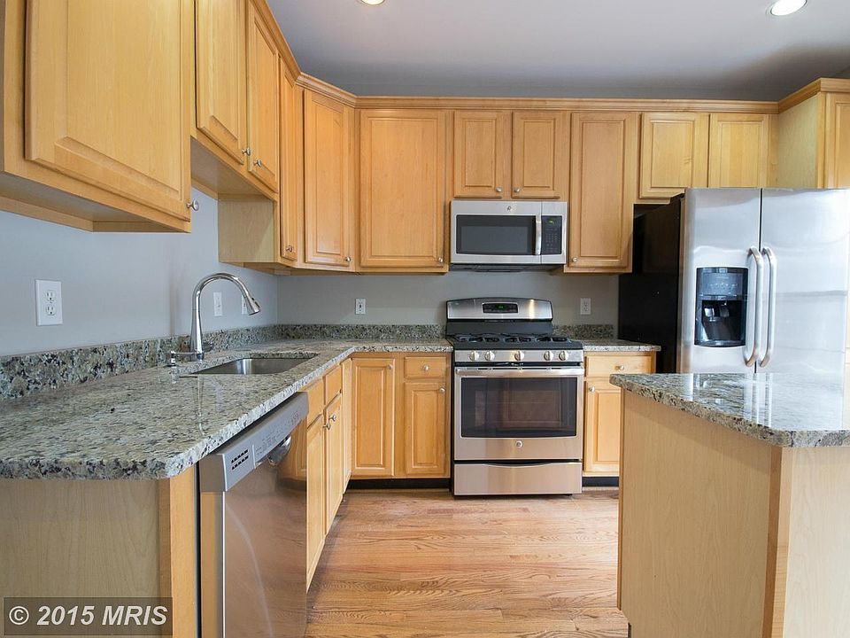 Kitchen with new granite countertops